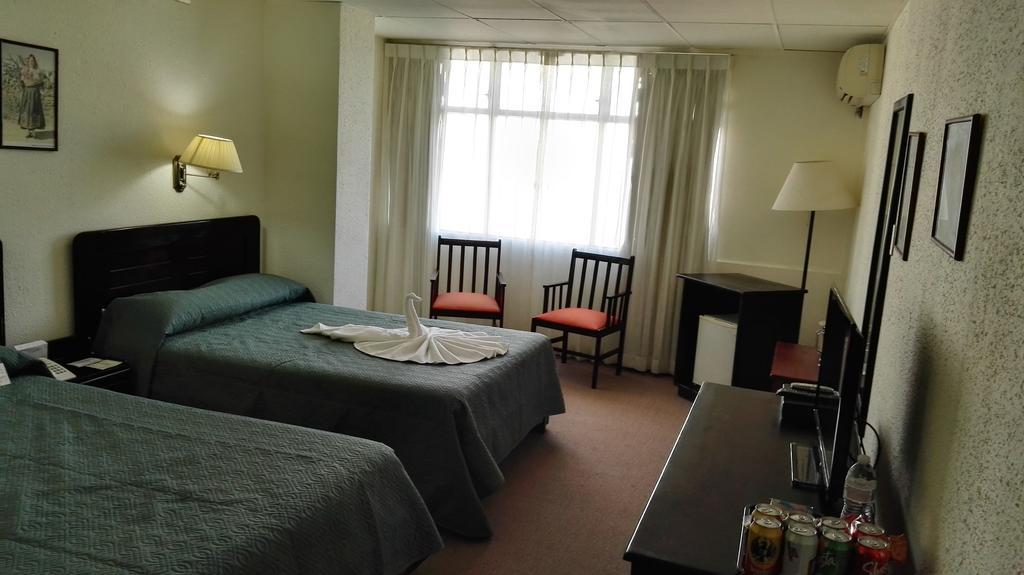 סן חוזה Nuevo Maragato Hotel & Hostel מראה חיצוני תמונה