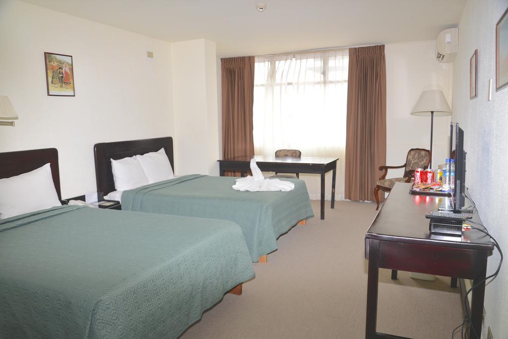 סן חוזה Nuevo Maragato Hotel & Hostel מראה חיצוני תמונה
