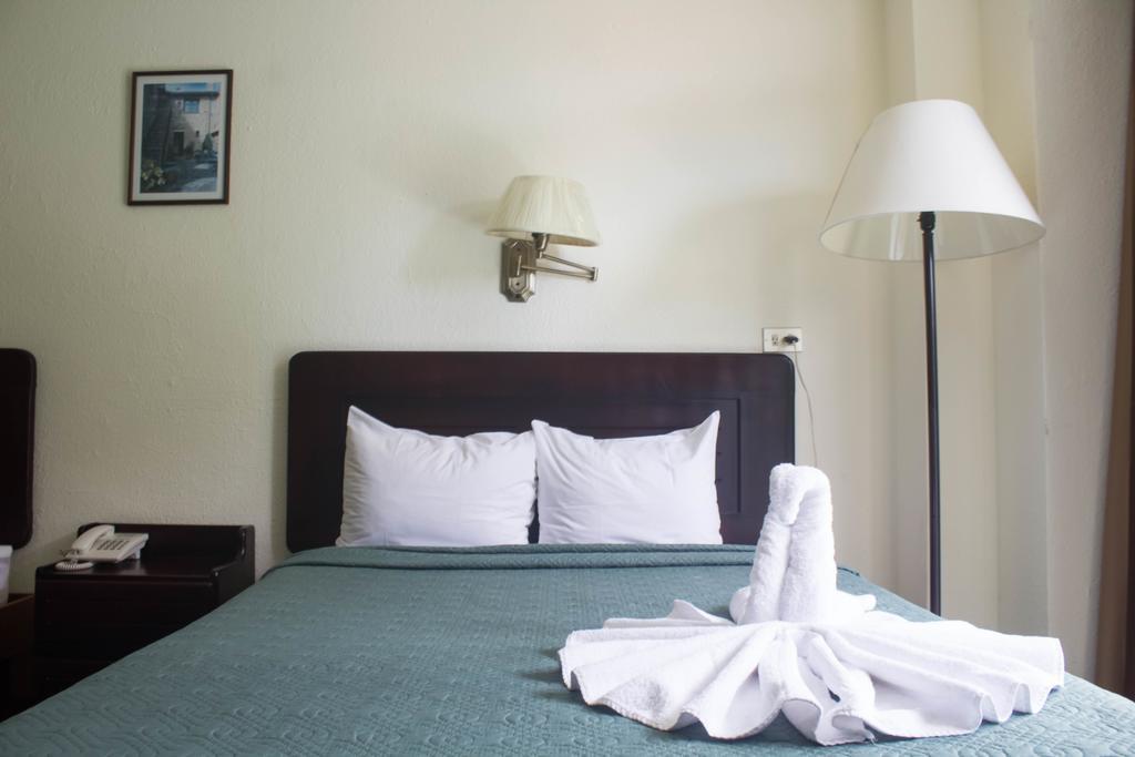 סן חוזה Nuevo Maragato Hotel & Hostel מראה חיצוני תמונה