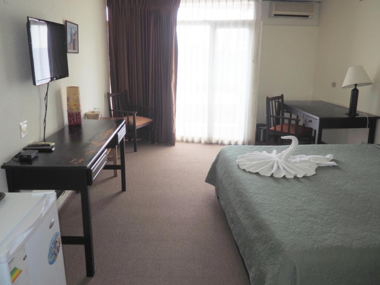 סן חוזה Nuevo Maragato Hotel & Hostel מראה חיצוני תמונה