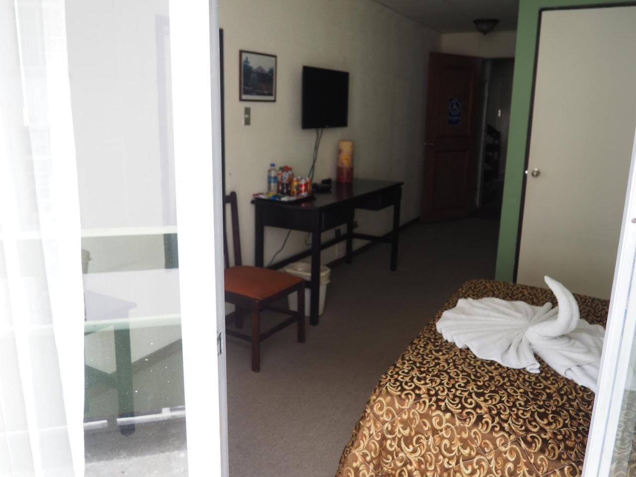 סן חוזה Nuevo Maragato Hotel & Hostel מראה חיצוני תמונה